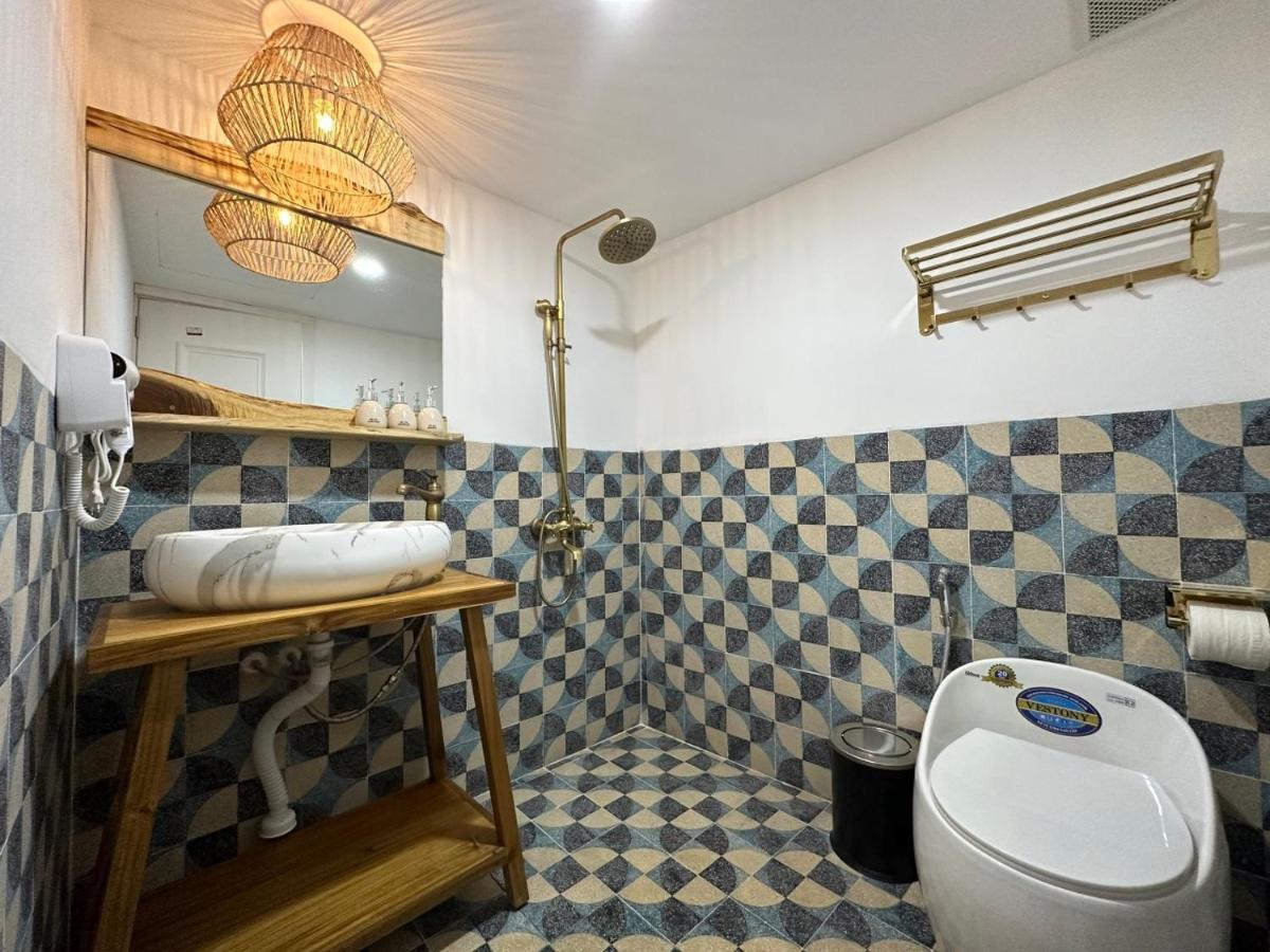 Pisces Hotel Hue Exterior foto